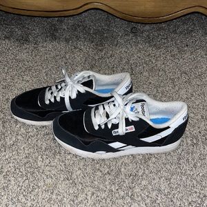 lightly worn black reeboks